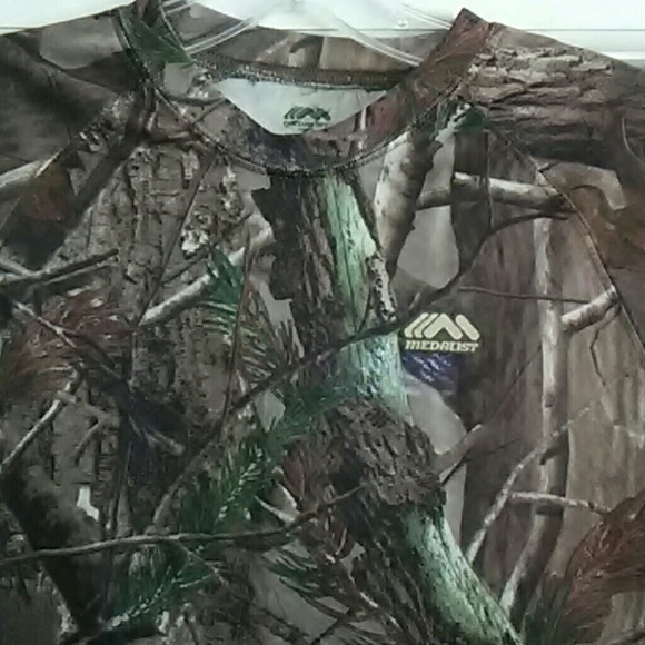 MEDALIST Camo Shirt - Picture 2 of 4